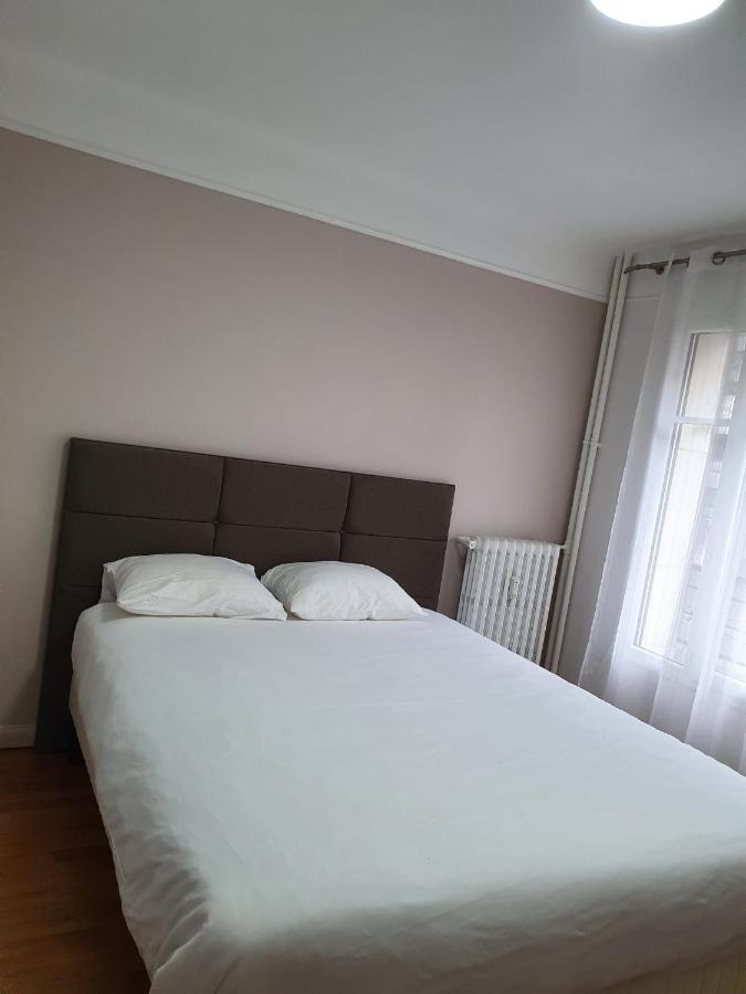 Bel Appartement 2 Pieces, Sortie De Metro Ligne 8 Charenton-le-Pont Exteriér fotografie