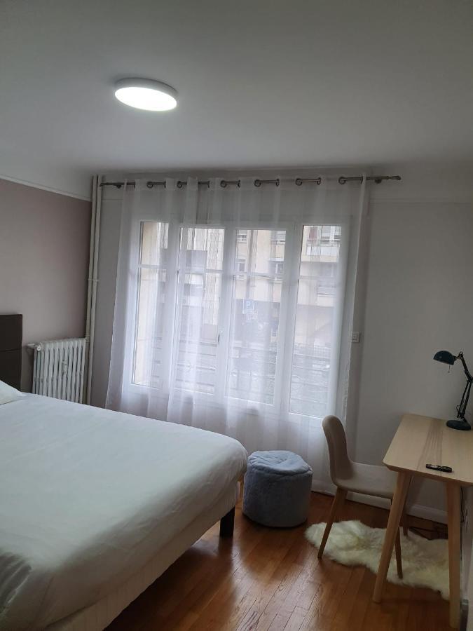 Bel Appartement 2 Pieces, Sortie De Metro Ligne 8 Charenton-le-Pont Exteriér fotografie